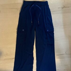 New Mix Women's Navy Cargo Pants